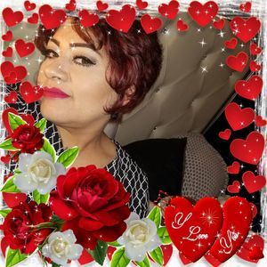 Meet your Posher, Gloria